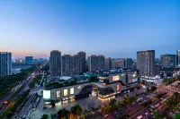 Lake · Star Hills Service Apartment (Xiasha Longhu Street Store) - Beach