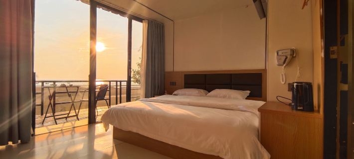 Water Love Homestay Hotels in Suixi