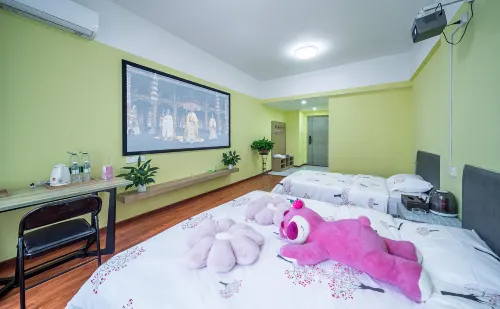 Yujian Shiguang Apartment (Linyi University International Expo Center)