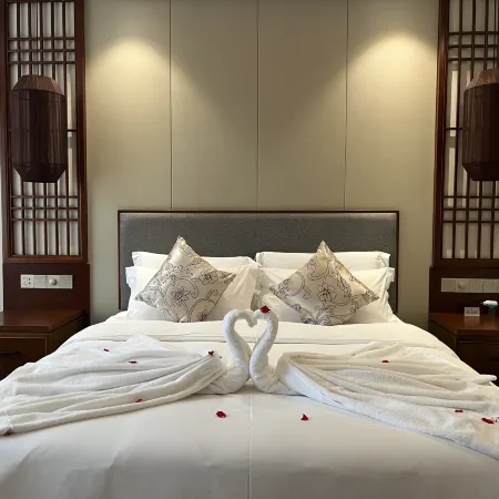 Shijiazhuang Pingshan Golden Benzhai Hotel