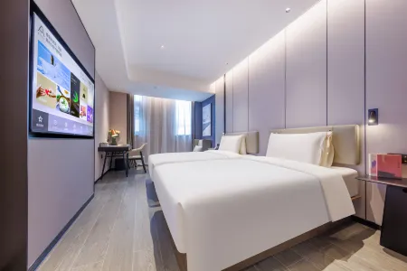 Atour Hotel Shenzhen Huaqiangbei Commercial Center