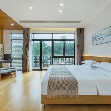 Anji Lanshe Homestay (Zhongnan Baicaoyuan Yuan Anji Natural Museum Branch)