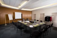 Logis Hotels Grand Hotel d'Orléans