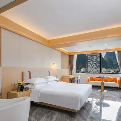 yuelu Hotel (Yangshuo West Street Shili Gallery) Hotels near Yangshuo Fukang Hospital