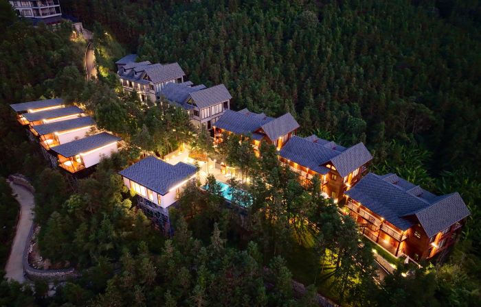 MounTours Resort