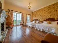 Villa Home 18 Hotels near Skcf