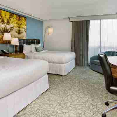 Pan Pacific Toronto Rooms