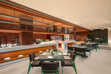 Citadines Connect Chayuan Chongqing Отели рядом с достопримечательностью «Yuhuali Night View Park»