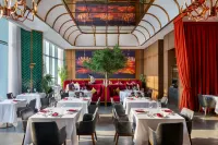 SLS Dubai Hotel & Residences