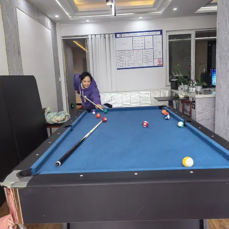 Xingren Agile Hotel