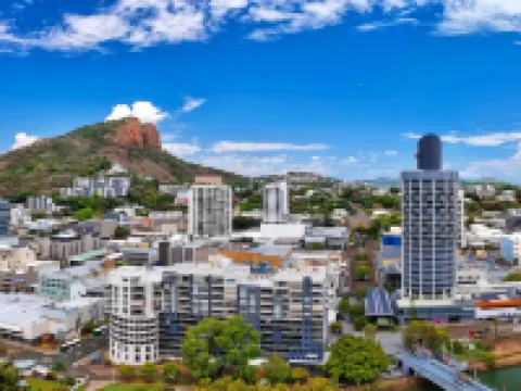 Hotel Grand Chancellor Townsville Hotels near Townsville Railway Station