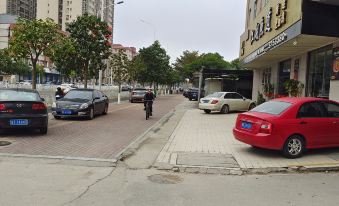 Fengye Select Hotel (Zhanjiang Potou District People's Government Branch)