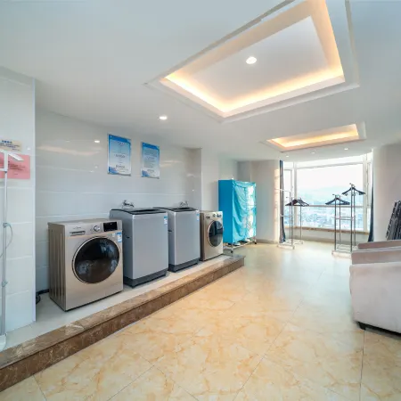 Dongfeng Hotel