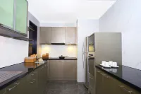 Somerset Berlian Jakarta Hotels in der Nähe von Sumber Sari Jaya