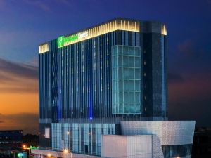 Holiday Inn Express Shanghai Jinsha