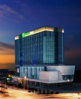 Holiday Inn Express Shanghai Jinsha Hôtels à : Shanghai