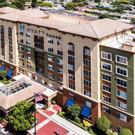 Hyatt House Santa Clara Отели рядом с достопримечательностью «Штаб-квартира компании Cisco Systems»