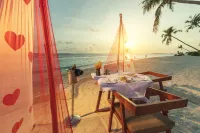 Siyam World Maldives - Pools