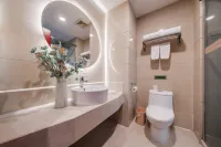 Vienna International Hotel (Shanghai Hongqiao National Exhibition and Convention Center Caobao Road) 상하이 연화로 학원 주변 호텔