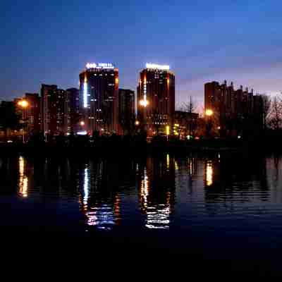 安陽世貿中心美居酒店 Hotel Exterior