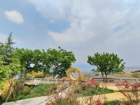 Fuxianhu Shanju Lake View Ecological Farm