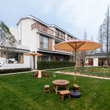 Lisanzhao Homestay Отели рядом с достопримечательностью «Озеро Дишуй»