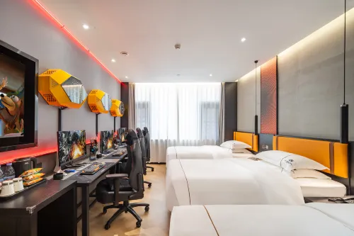 KK E-sports Hotel (Hezhou University East Campus) - Esports