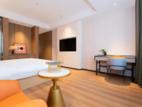 Homeinn Lilan Ripple · Yun Hotel (Anji Jiuzhou Shopping Center) โรงแรมในอันจี้