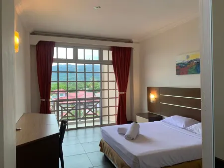 Bella Vista Express Hotel Отели рядом с достопримечательностью «Мост неба в Ланкави»