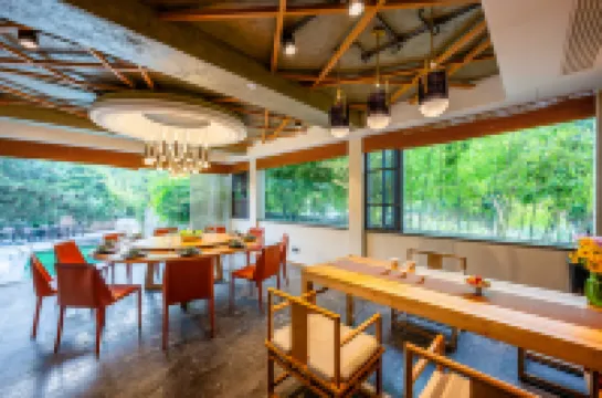 Yuyin Mountain Luxury Boutique Homestay