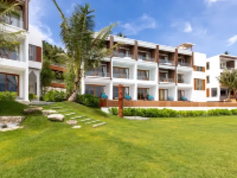 เอ็กซ์-ซี ขนอม ฮาร์เบอร์เบย์ รีสอร์ต โรงแรมในอำเภอ ขนอม