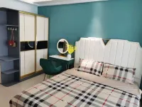 Zhenxuan Homestay (Wanda Plaza)