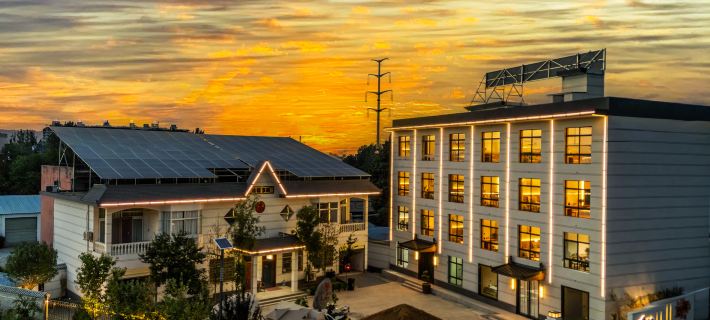Langlangshan Hotel (Huashan Scenic Area Tourist Center Store) Hotels in Huayin