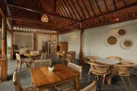 MAHALONA BALI STAY CANGGU