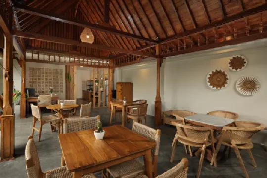 MAHALONA BALI STAY CANGGU