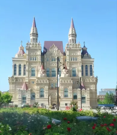 SIAS HOTEL Отели рядом с достопримечательностью «Huang Di's Hometown»