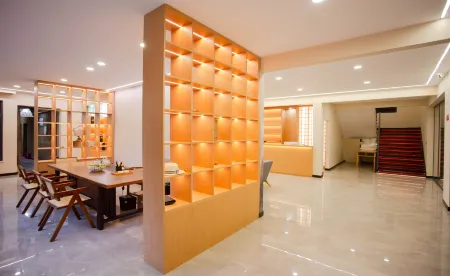 Nine points like Отели рядом с достопримечательностью «Qiubei Puzhehei Wetland Park»