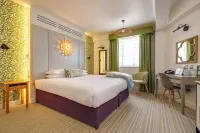 Cbh Maids Head Hotel Hotels near St Benedict’s gate