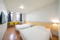 7Days Inn Chain Hotel (Taicang Shanghai East Road Wanda Plaza)