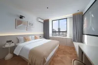 City Light Designer Cinema Apartment (Huai'An Economic Development Zone Shenzhen East Road)