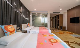 Charming Hotel