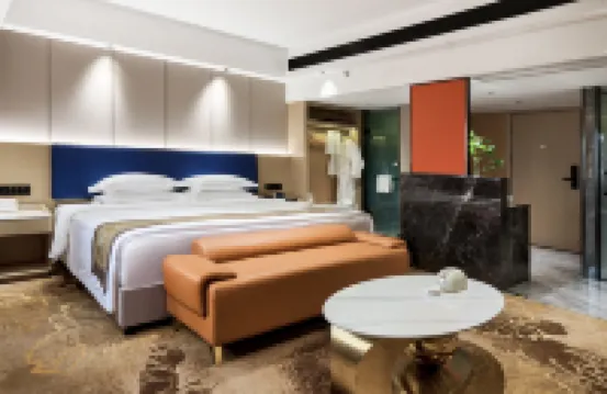 โรงแรมโกลเด้นฮาร์เบอร์