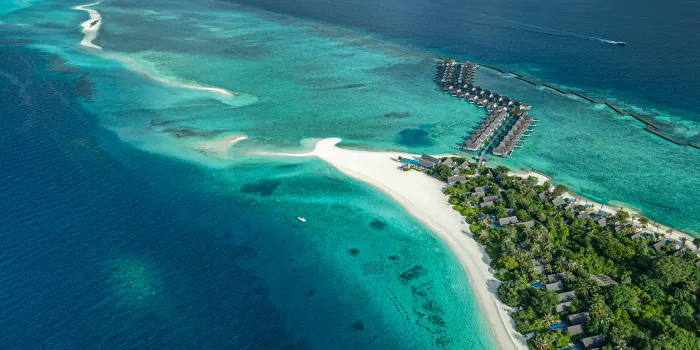 Four Seasons Resort Maldives at Landaa Giraavaru image 0