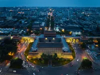 Country Inn & Suites by Radisson，Xi'an Bell & Drum Towers Flagship Hotel Отели рядом с достопримечательностью «Сианьский Университет Архитектуры и Технологии - Хуацзинский колледж»