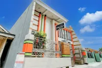 Spot on 93149 Karman's Sari 1 Homestay Syariah Hotels near Pura Kerta Bumi