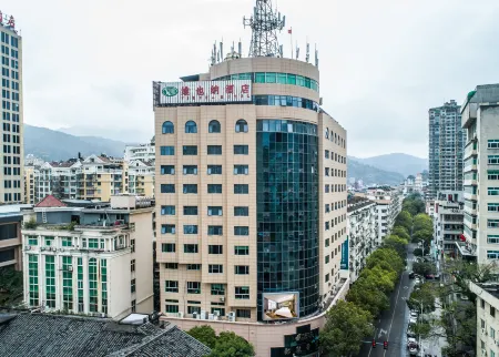 Vienna Hotel (Lishui Qingtian Railway Station Branch)