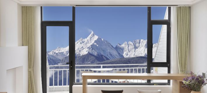 Pearl Laka Snow Mountain Landscape Hotel Ξενοδοχεία στην πόλη Ντεκίν