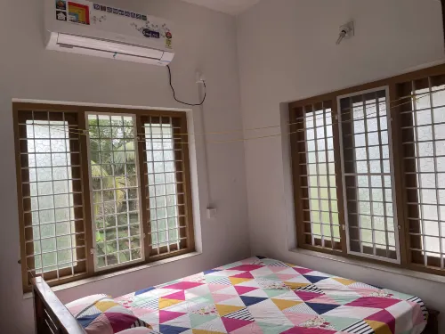 Full AC 4bhk townhouse, 10 mins from airport Hotels in Angamaly