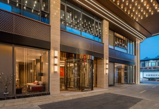 怡程酒店（徐州苏宁广场店）外景图