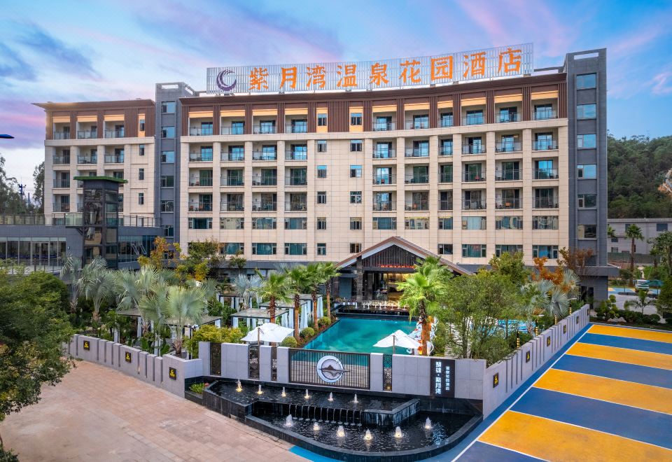 hotel overview picture
